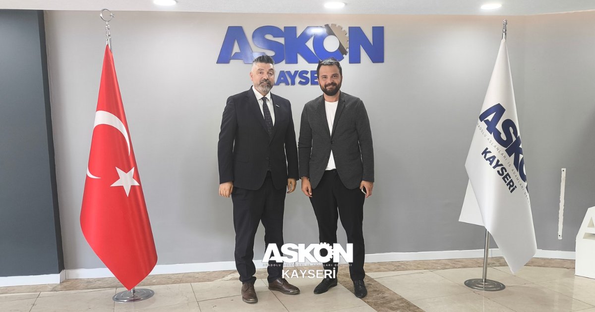 kayseriaskon's tweet photo. Selected Dijital Yönetim Kurulu Başkanı Nurullah Mert Kahyaoğlu derneğimizi ziyaret etti.
Şube Başkanımız İlker Barlı'nın ev sahipliğinde gerçekleşen ziyarette kurumsal iletişim, ticaret ve iş dünyası istişarelerinde bulunuldu.

#ASKON #Kayseri https://t.co/wajvRSFqbT