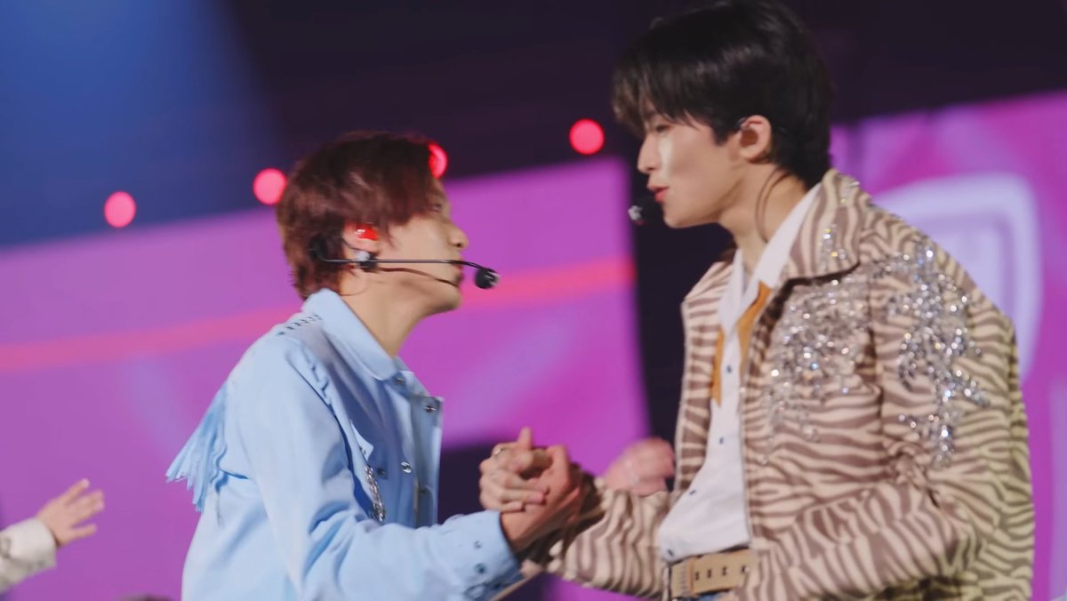 kuemahae's tweet photo. 🐻🐯 https://t.co/FZNL2FpzGV