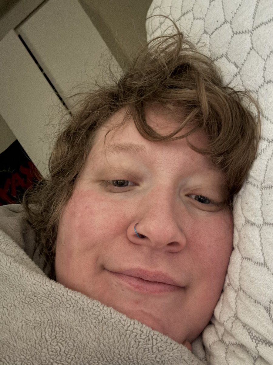thefatfaewillow's tweet photo. good moanin 🧚‍♀️ https://t.co/tCtmMwvP41