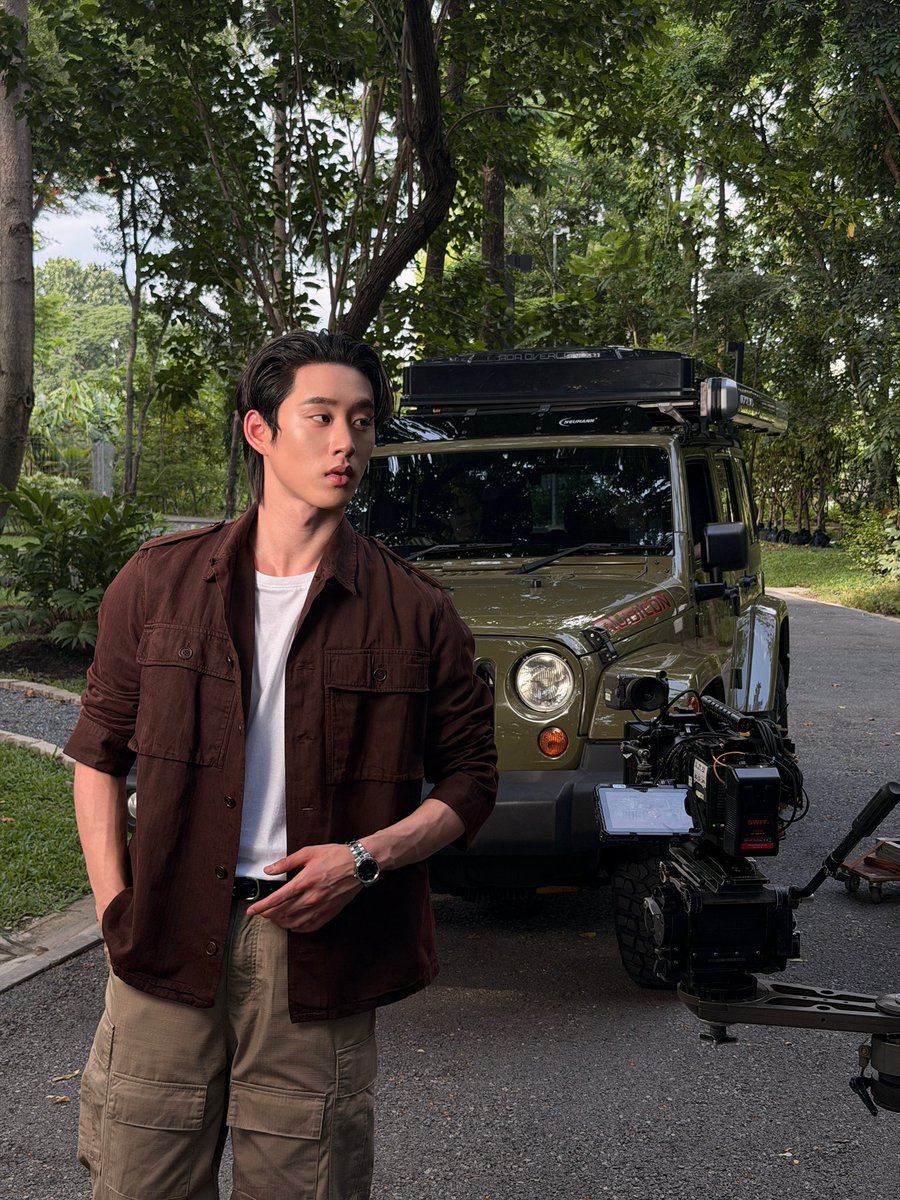 WEofficialTH's tweet photo. 040826 | Instagram Updates

 📸 est_rvp : officially off duty🍑🤟🏻

#PeachAndMeSeries
#WilliamEst
#WEofficialTH https://t.co/1CbyQgV7tV
