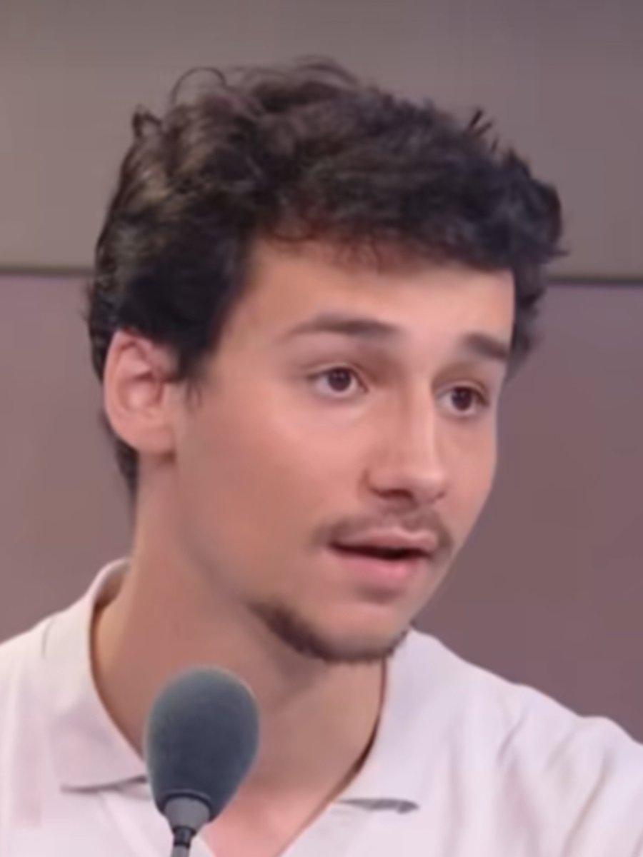 SurmulotsNews's tweet photo. 🔴 Insulté en raison de ses origines, Ilan Gabet dénonce l’antisémitisme des militants LFI :

​🗣 « Je me suis fait traiter de "sale sioniste". C’était une façon de me traiter de "sale juif", parce que j'ai dit que l'islamisme était une idéologie d'extrême droite ! » (Post X). https://t.co/0hkwiJLBXe