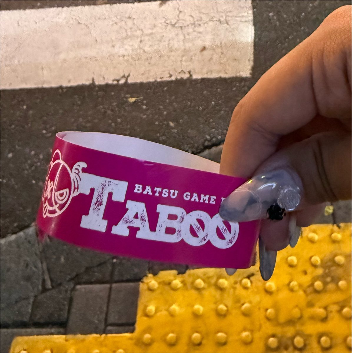 circus_no_usagi's tweet photo. 初めてTABOO行ってきた！
めっちゃ楽しかったしNGなんやったかめっちゃ気になるー😂
店内で写真撮るの忘れたから外で笑 https://t.co/VkwAlR4AFc
