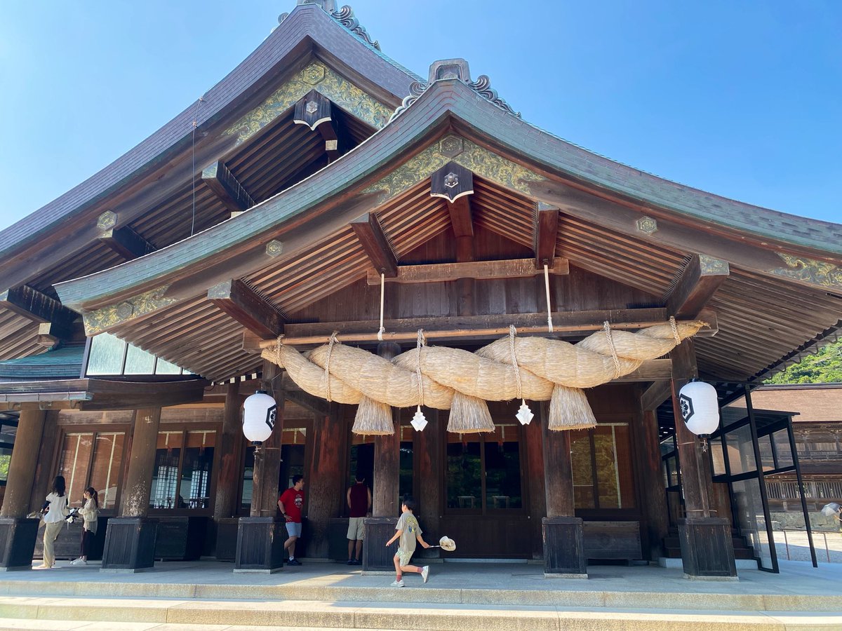 masalovesfab4's tweet photo. 2泊３日忍耐の旅www真夏は危険⚠️
出雲大社（稲佐の浜）〜松江（宍道湖と松江城）〜鳥取砂丘〜姫路城 https://t.co/MnFMkQjWeI
