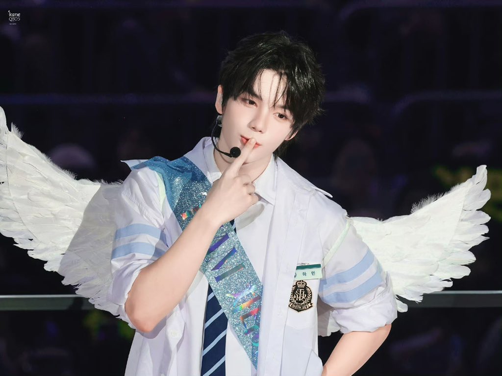dumpling0801's tweet photo. 이하민아 스무 살이 됐어🌅 곧 데뷔해서 많은 사람에게 사랑받길

HAPPY 20TH HAMIN DAY
#해피하민데이_나의자전거소년
#20DreamsWithHamin https://t.co/dkQGgtMGHo