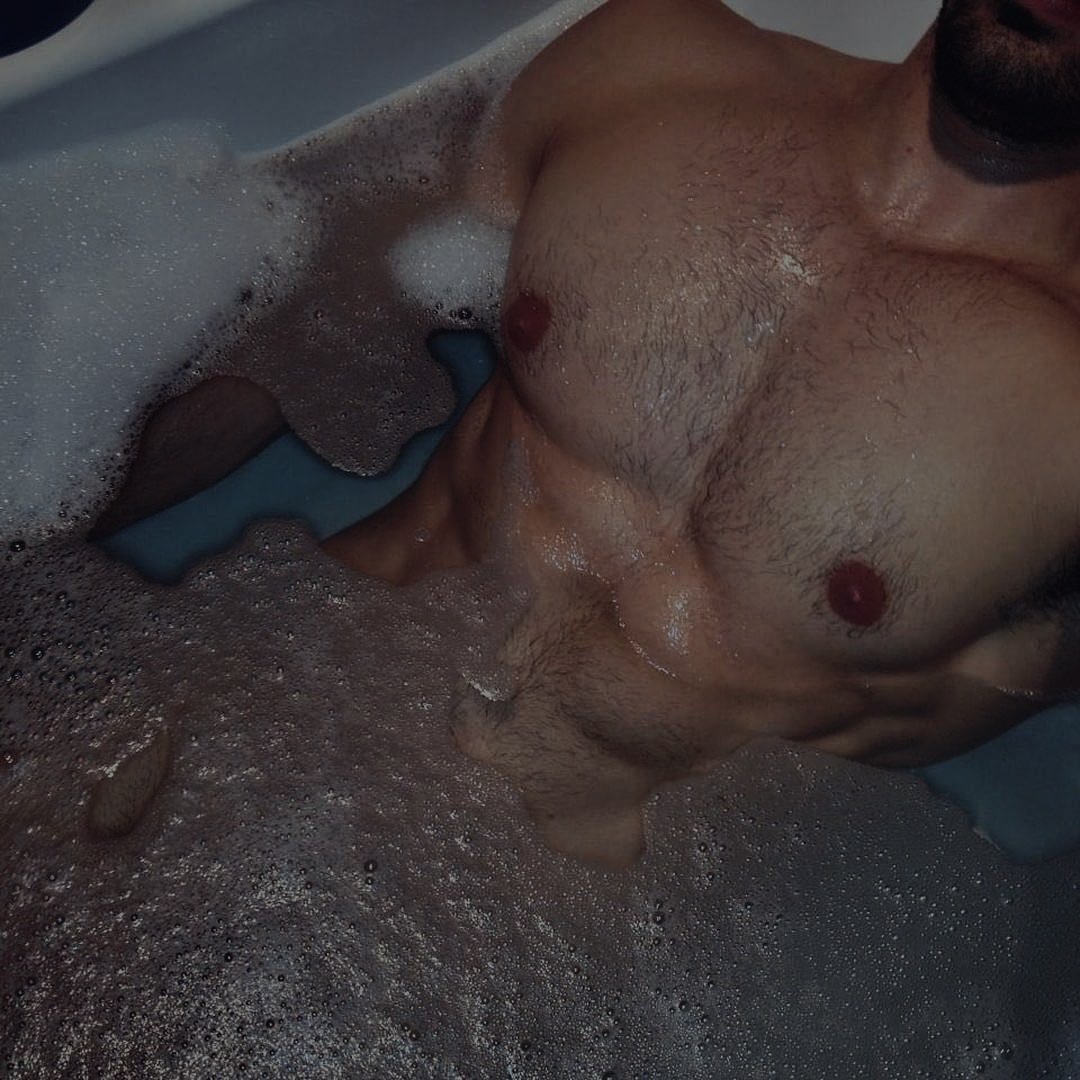 Elliotbookx's tweet photo. ⸻⸻ Buenos días.

~ #freerol     •       #sexrol   ~ https://t.co/z3MdOVjfWD