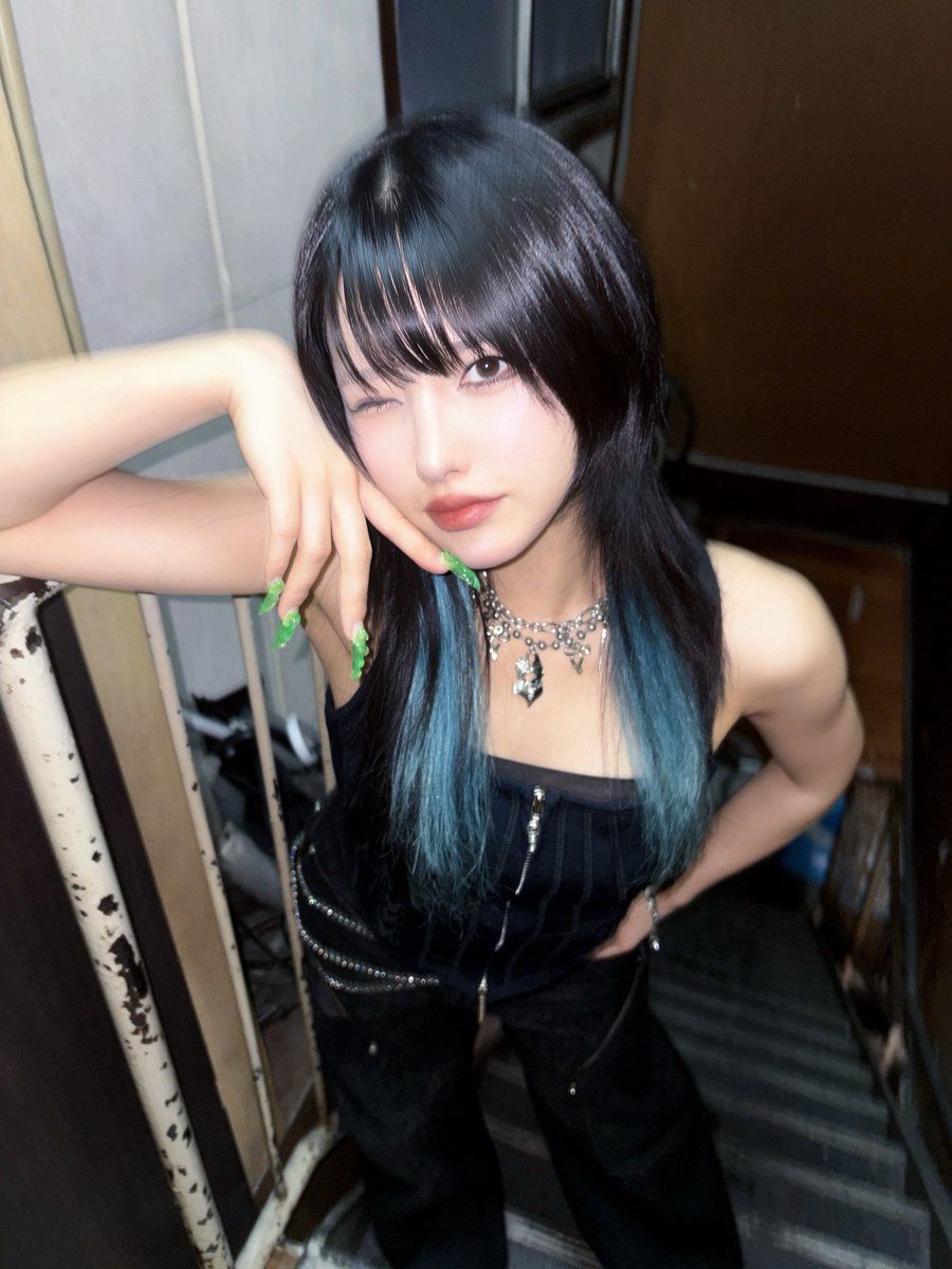 jiemei_anri's tweet photo. ギャルは好き？ https://t.co/Sz3e2la0Bg