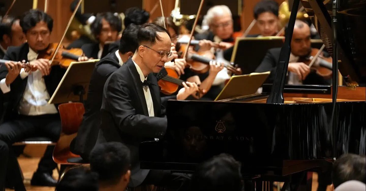 rueibin_chen's tweet photo. During his Southeast Asia concert tour, international pianist Rueibin Chen  delivered a profound and unique interpretation of great classical music works through his deeply moving and infectious  ……
#rueibinchen #陳瑞斌

https://t.co/dToxfo0SzL https://t.co/RHbZRKTfOy