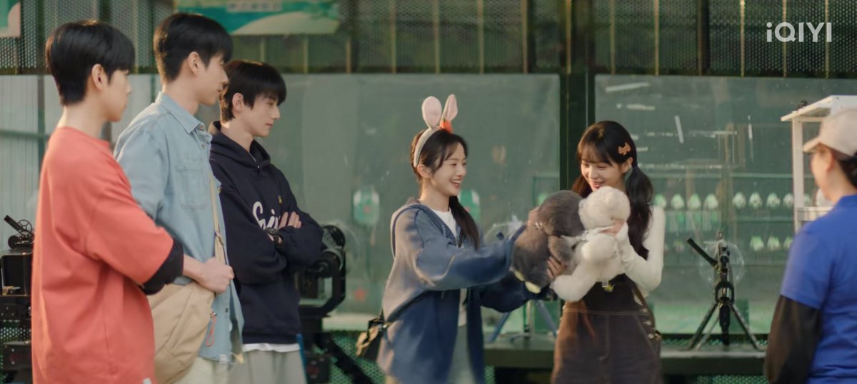 yearnnning's tweet photo. friendship goals!! <33
#geniusgirlfriend https://t.co/HFicLRh9GP