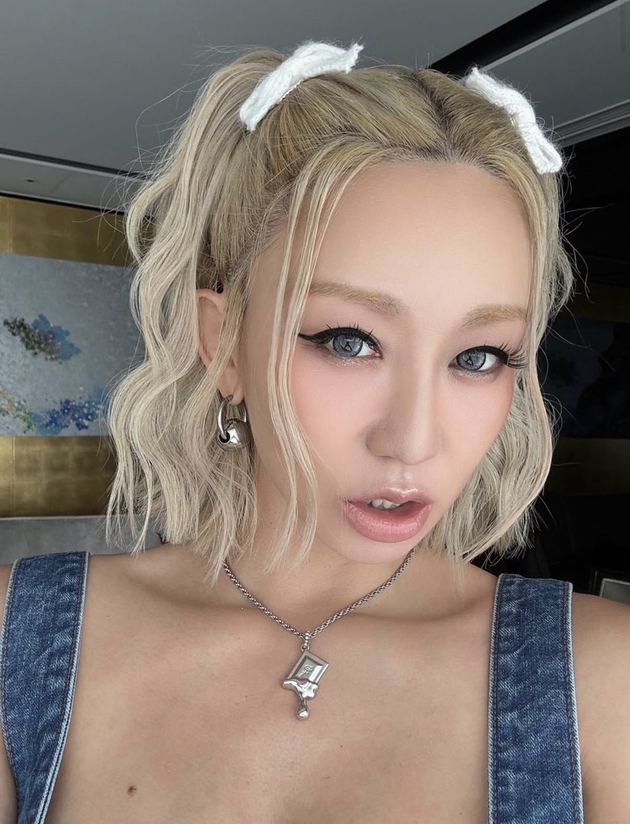 KUMImyk1793's tweet photo. 【⚠️拡散希望⚠️】
一緒に行く予定だった組員さんがキャンセルとなってしまった為、

大阪1部のチケットが1枚余っております！！

私と同伴になりますが、
どなたか行きたい方いらっしゃいませんか？？ https://t.co/b36lPCJH2m