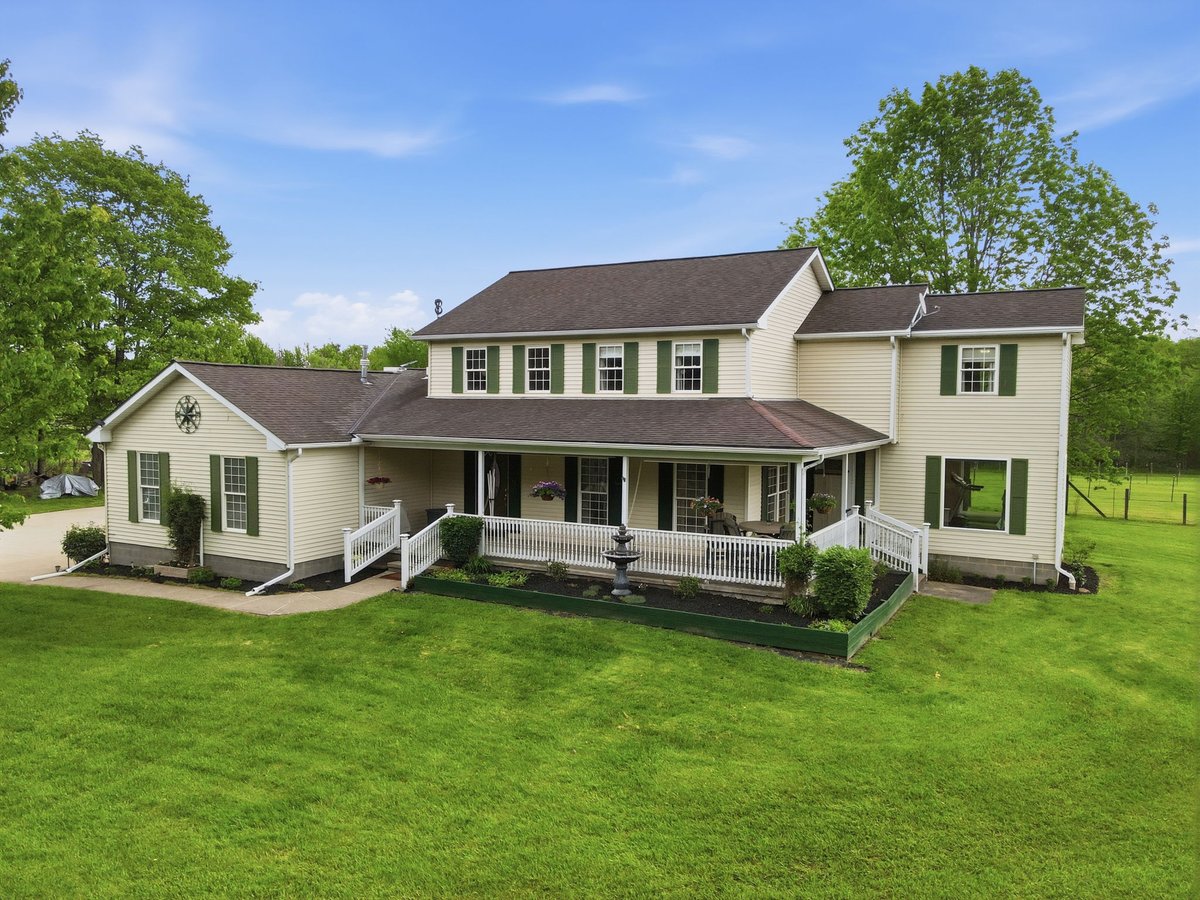 remax_rising's tweet photo. π16159 Gar Hwy, Montville, OH 44064
Now listed at $925,000
Contact Ann Blair at (440) 668β1771 for more information
#OhioHomesForSale #montville #remax #homesforsale #remaxagent #OhioHomes #horseproperty #horseproperties https://t.co/cD93XVGzcQ