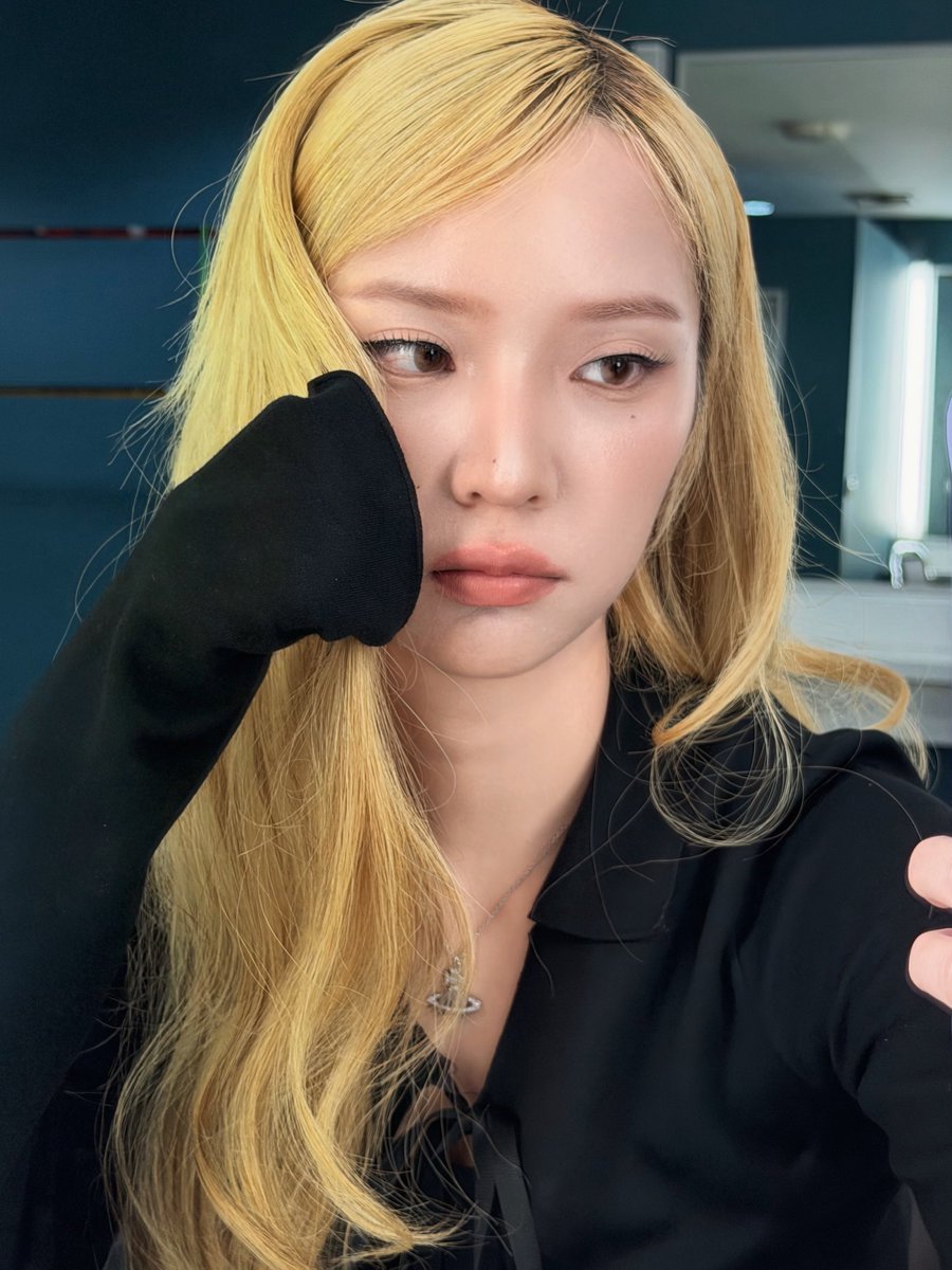 JanJingjing_TH's tweet photo. JanJingjing Update  ༘♡📢 (1/2)
IG post : janhae 

คิดถึงคับเธออออ x__x 🥨

#JANHAE #JANIVERSE 
🔗 https://t.co/N1Ir1ZeOJy https://t.co/0NtQHjpTXk