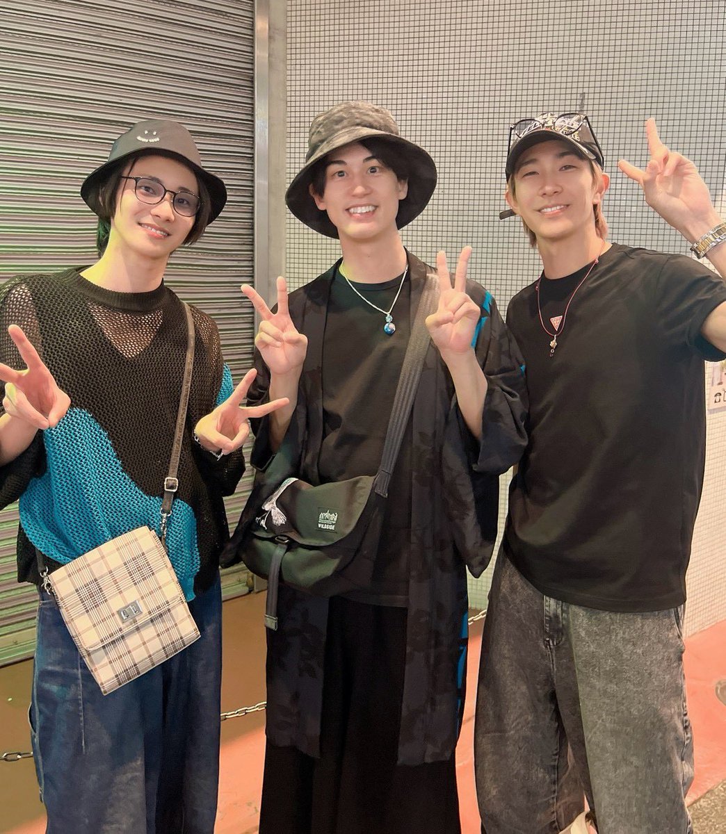keigo_rapinz's tweet photo. そらとも合流して
楽しい時間過ごしたー！
めちゃくちゃ笑った🤣 https://t.co/Z6bBeSDcyH