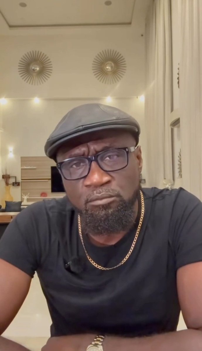 guzu_p's tweet photo. FIVE FACTS ABOUT JUDE OKOYE

1. He's a despicable human being, an evil man and a manipulator.

2. He looks like a cultist, a criminal and has the looks of everything Peter accused him for.

3. He's a replica of Chiwetalu Agu in real life.

4. He looks like that wicked uncle that can forcefully seize his brother’s property from his wife and children if God forbid anything bad happens to his brother.

5. His real name is Judas Iscariot.