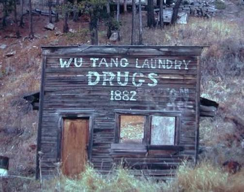 mike_boreas's tweet photo. Wu Tang Laundry and Drugs. Neihart, Montana. Est. 1882. https://t.co/wPiPzHIt2f