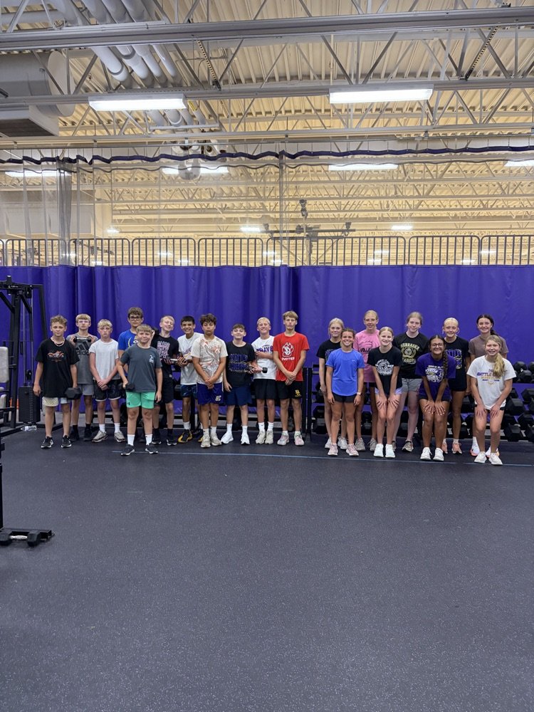 BCBraves's tweet photo. The Junior High have shown a lot of growth over summer weights. They continue to show up and work hard to get better. A great group of kids. https://t.co/nHDC7VPQq2