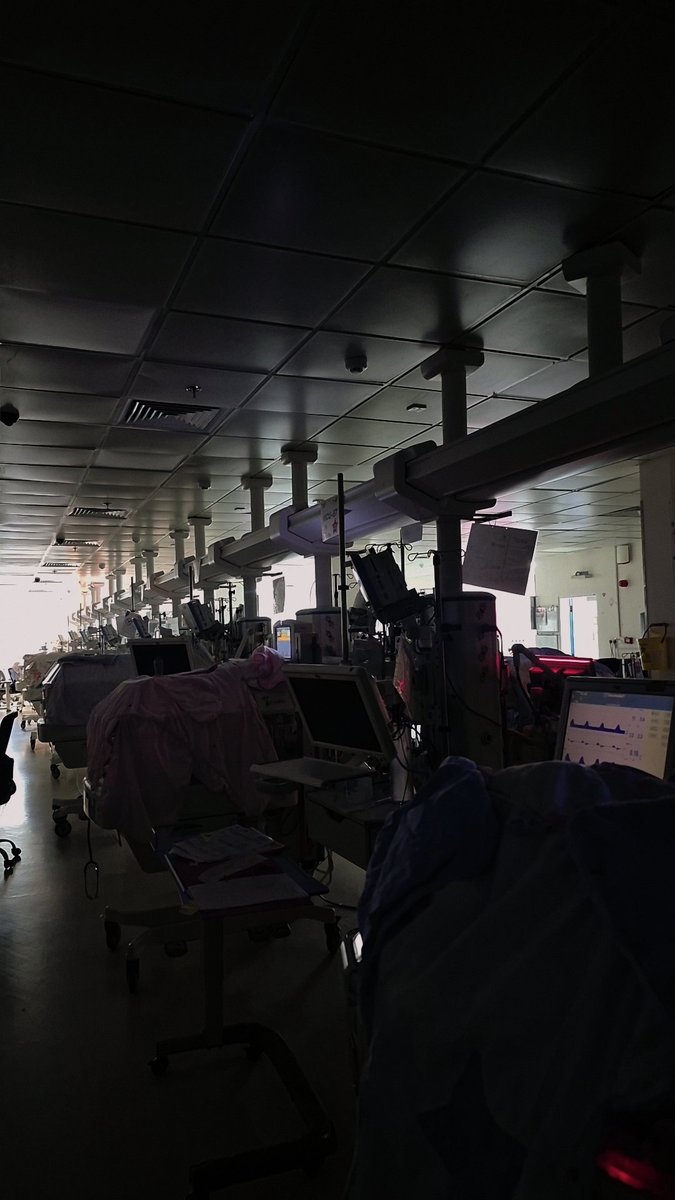 Akram_356's tweet photo. Night Shift 🏥 https://t.co/FcgMKLeoHY