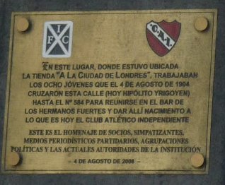 DrJorgeRizzo's tweet photo. Un día como hoy pero de 1904 nacía el Glorioso Club Atlético Independiente de los rebeldes trabajadores de la tienda A la Ciudad de Londres en la esquina de Perú e Hipólito Yrigoyen.
122 años de vida, gloria y leyendas del Rojo
Honor y gloria eterna a los héroes de Independiente https://t.co/tm3DEo5Xwc