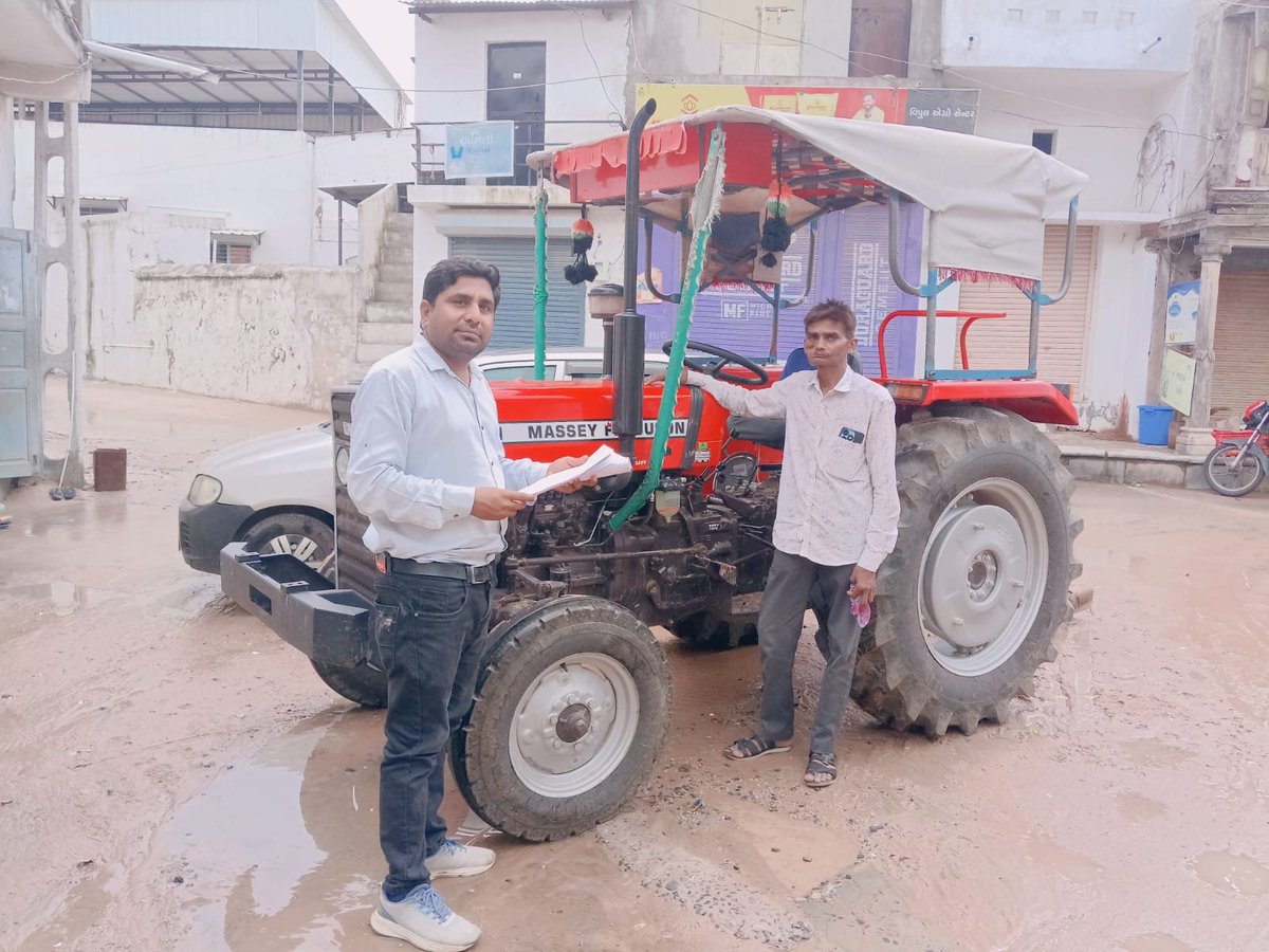 Mehsanagsteam's tweet photo. #Krushi_Utpadakta_Vrudhdhi_Abhiyan #gramsevak
AGR 50 યોજના હેઠળ ટ્રેક્ટર ઘટક યોજના અંતર્ગત મહેસાણા જિલ્લાના વિવિધ તાલુકાઓમાં ગ્રામસેવક શ્રી દ્વારા સ્થળ ચકાસણી કરવામાં આવી.
@Guj_gramsevak
@gujagridept
@rcmeenaias
@Dwivedi_D
@jitu_vaghani
@CMOGuj
@irushikeshpatel
@GujPRHDept https://t.co/3tbzLZKACC