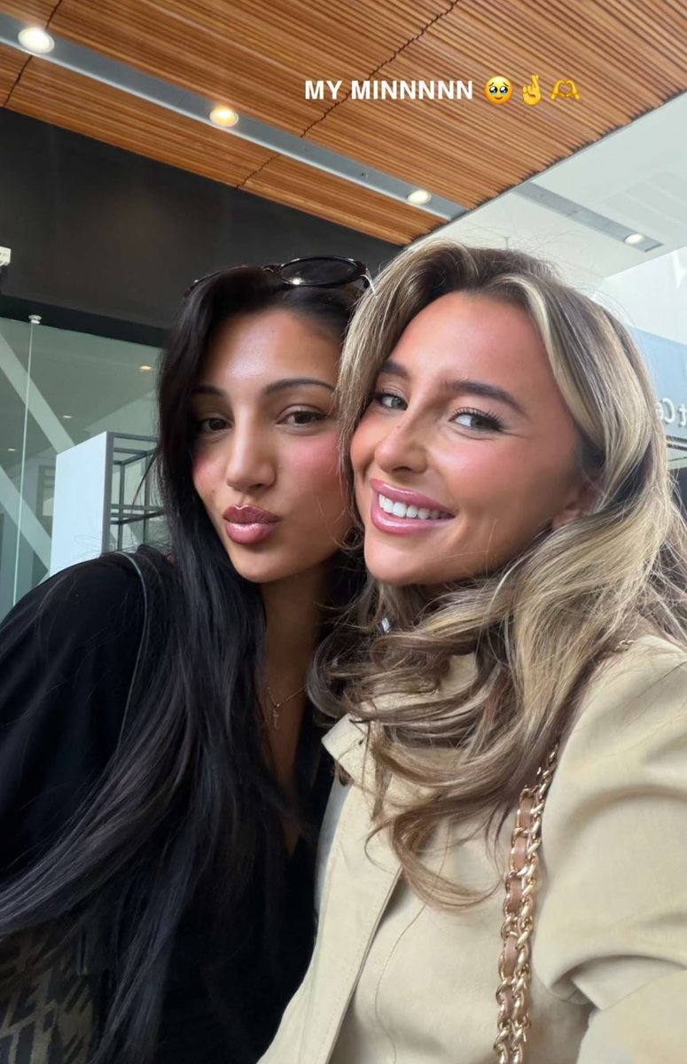 mneology's tweet photo. the minsss #loveislanduk #loveisland https://t.co/ORhb4ZZbRw