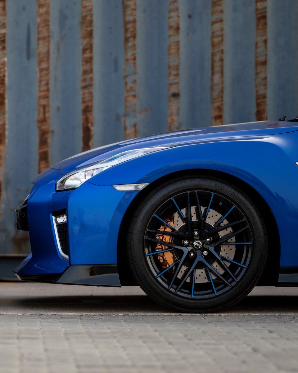 NISMO's tweet photo. Which is better? The original Skyline, or the modern GT-R? 👀
 
@Nissan #NissanGTR https://t.co/3haxmVCWza