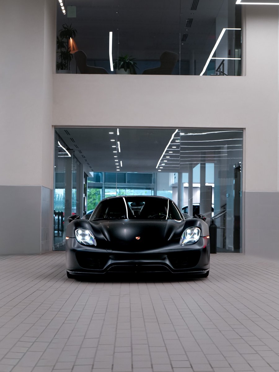 competitionreal's tweet photo. Porsche 918 Spyder 🕷️ https://t.co/xlxkj0QRtB