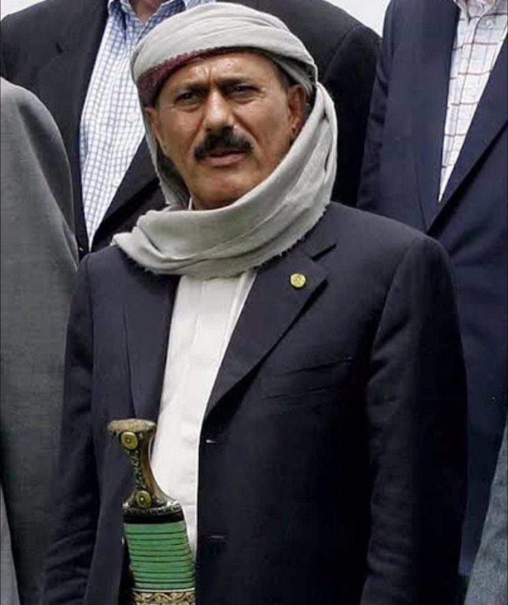 NyncLSyFcqCTknD's tweet photo. اسعدالله مسسساكم اصدقاي الغوالي بكل خير وسعاده
ورحم الله القائد المؤسس
واسكنه فسيح جناته
#علي_عبدالله_صالح https://t.co/eqIaCzvIiz