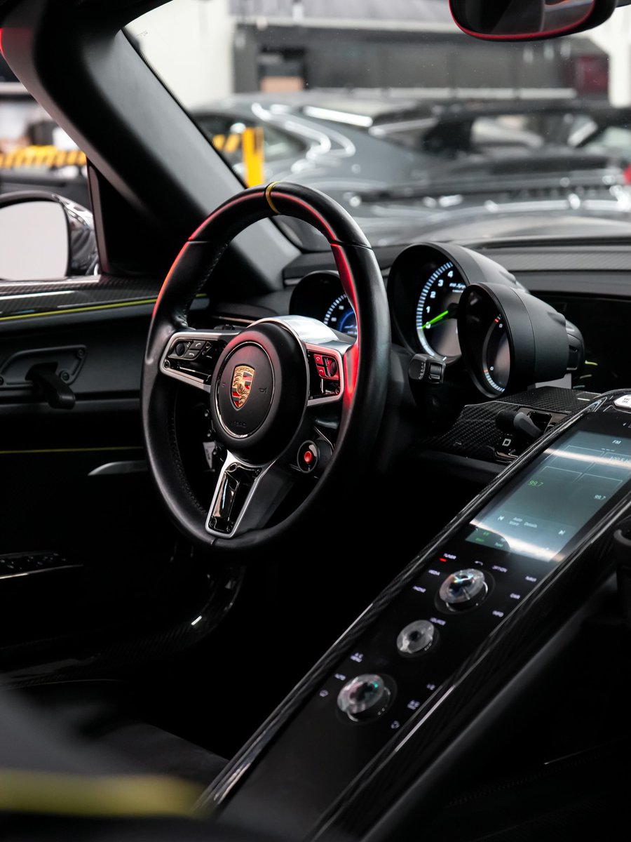 competitionreal's tweet photo. Porsche 918 Spyder 🕷️ https://t.co/xlxkj0QRtB