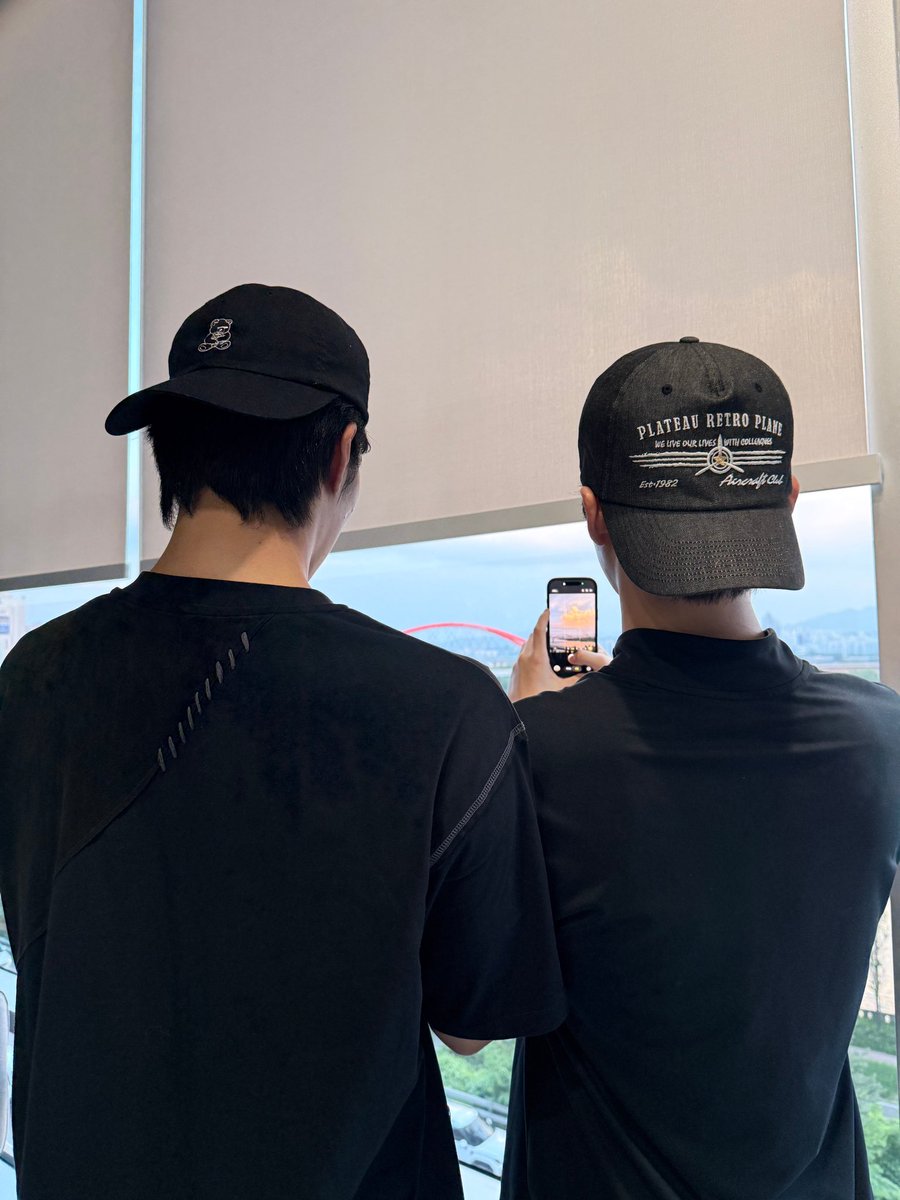 imjustcom's tweet photo. 너 건빊알아 건빊?이게ㅅㅅ야
(어떤모음을넣어도 다말이되는단어) https://t.co/0wwBUX0m4F