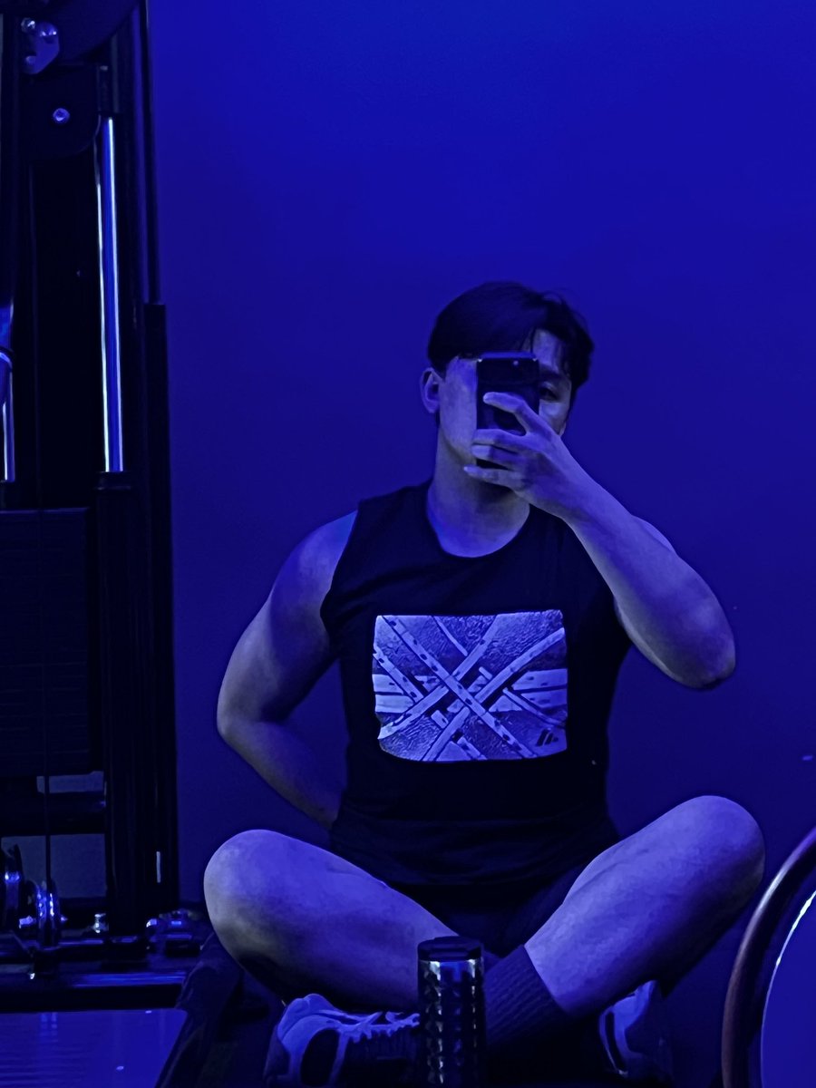 remaha_n's tweet photo. Gym Malam wkwk https://t.co/yU2IAcOOly