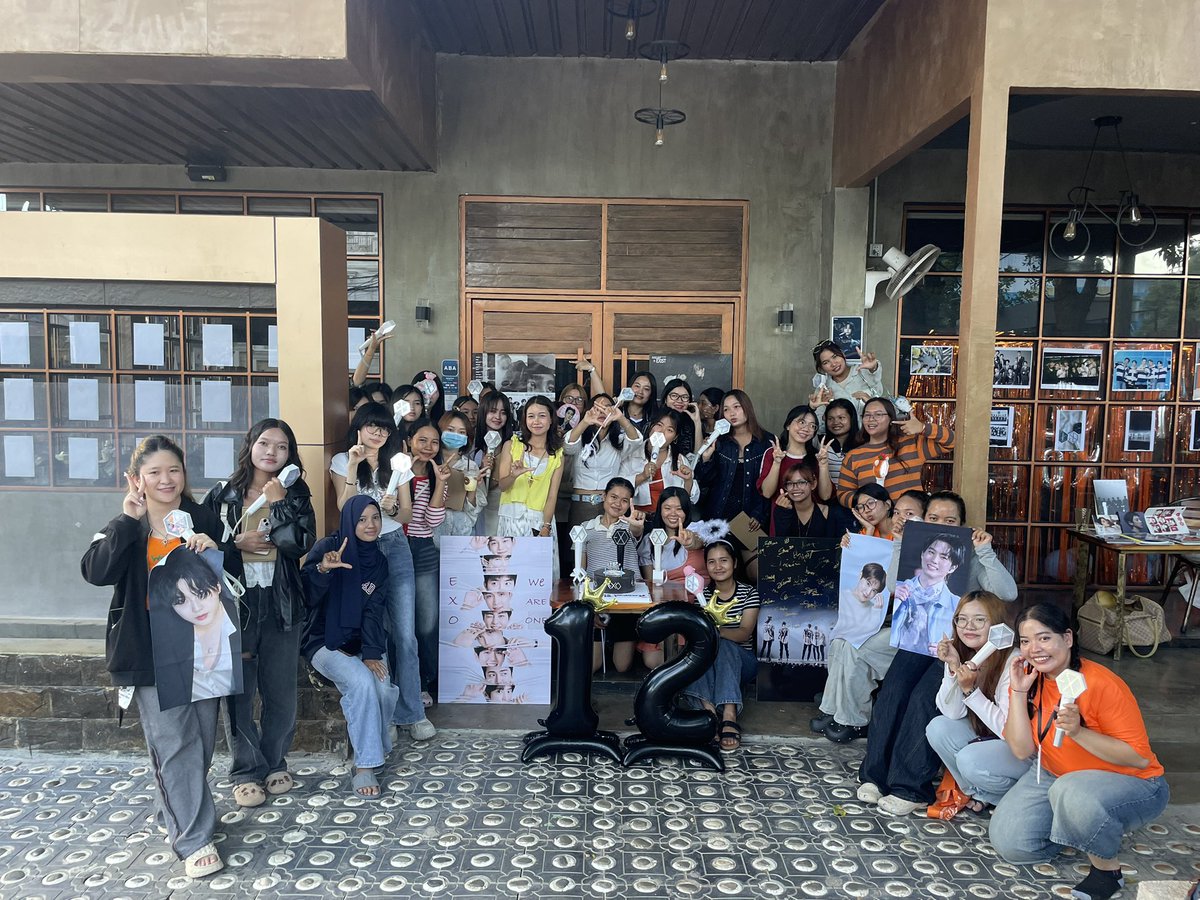 Sarah_Adoraell's tweet photo. After Suho &amp; DnE performed in Cambodia we Have a small Pre-Anniversary EXOL 🩵🩵🩵
#L1485 #EXO #EXOL https://t.co/z6xUbdYgmP