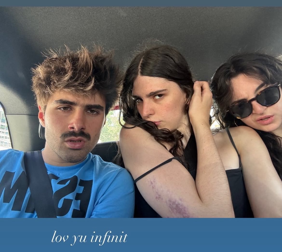 40sbonet's tweet photo. "Me siento exitoso porque tengo una familia, unos amigos y una pareja que me sostienen" ❤️‍🩹 https://t.co/vAXWKDdn2U