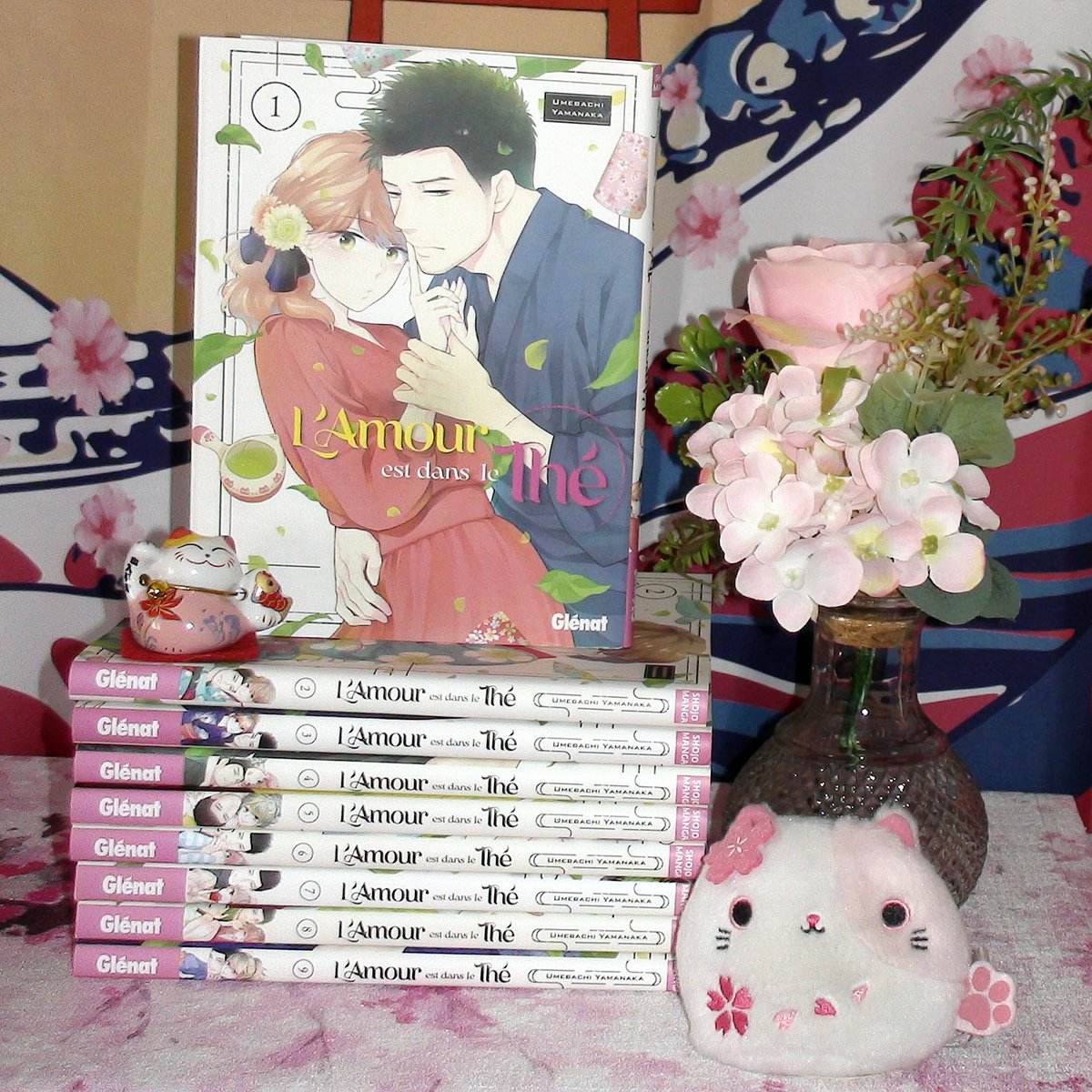 FleursdeSakura's tweet photo. Une belle lecture avec les T 1 à 9 de L'Amour est dans le thé 😍 @Glenat_Manga  

➡️ Mon avis est ici :
https://t.co/kIC2bADgNU

Lisez-vous ce titre ? https://t.co/IOi7Xuhf5k