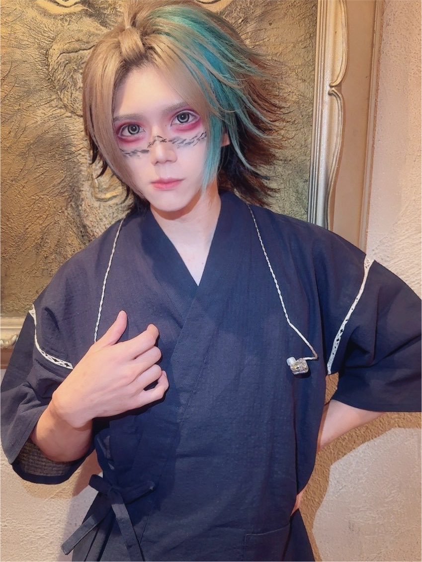 KGY_7stberg's tweet photo. 8.4巣鴨獅子王 thx！

CHICBOY1日復活見て下さりありがとうございましたー！そして！おつかぐやー😈

久々にギターヒーローになれた1日だったぜ〜😎

あと！しれっと半年に一回やるバンドになりました笑

次回12/10新宿club scienceでやるので是非に！ https://t.co/JoFbM8L3NG