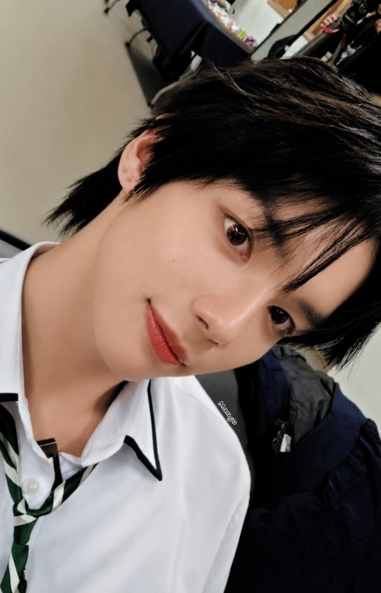 Berrymousse_47's tweet photo. 스무 살 생일 축하해, 너의 앞길에 꽃길만 펼쳐지기를.

HAPPY 20TH HAMIN DAY
#해피하민데이_나의자전거소년
#20DreamsWithHamin https://t.co/JbLzjdr0Sf