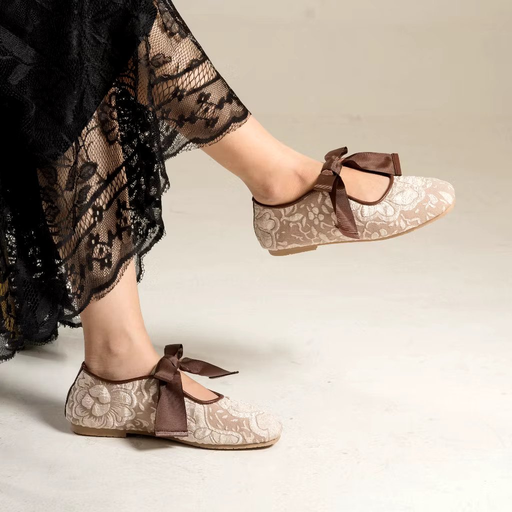 clasarv's tweet photo. Cantik-cantik banget sepatunya‼️
Kepoin sepatu dari brand DIANABLE (link di twit sebelumnya) 👆🏻👆🏻👆🏻
#zonauang #payday https://t.co/EmwksFbClR