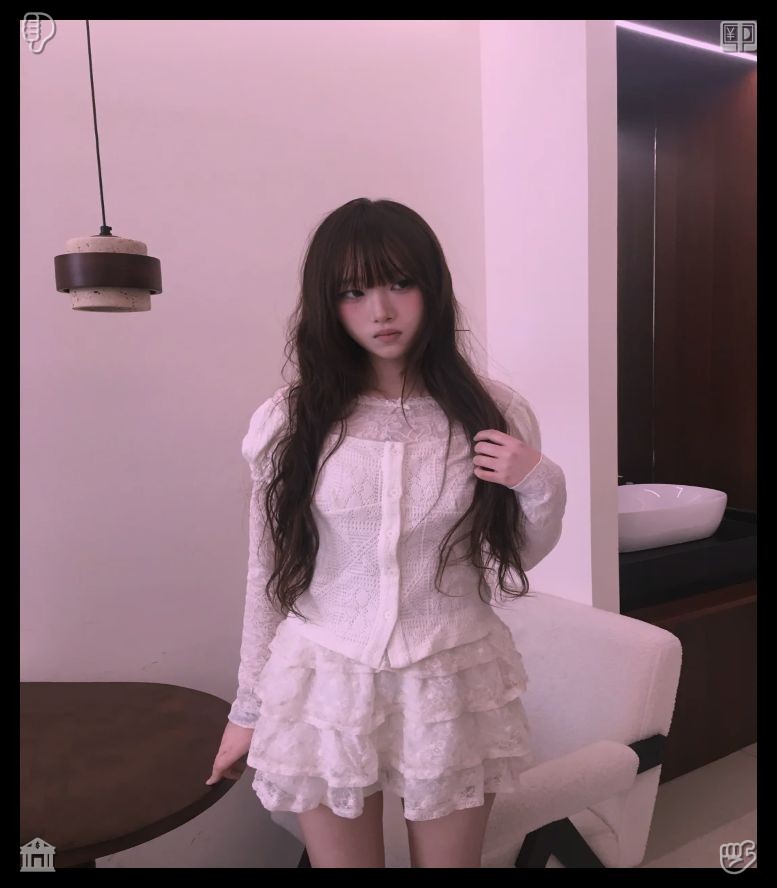 Andres32328580's tweet photo. Be giving at every opportunity. Small, minimal silver jewelry can quickly upgrade simple daily outfits with subtle, elegant touches, adding a soft yet unique personal streetwear vibe perfect for weekend outdoor adventures. https://t.co/SZNHocqD0O