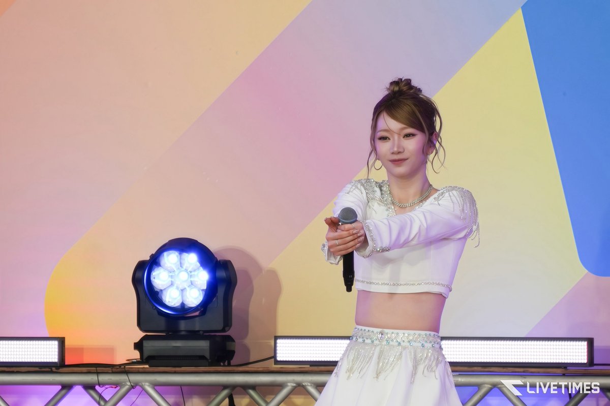 LIVETIMES_ENTA's tweet photo. IS:SUE｜TIF2026 HOT STAGE  

🔻記事・ステージの様子はこちら
https://t.co/pv2xZ7fJzW

#ISSUE #TIF2026 https://t.co/M9SS1w8ntt