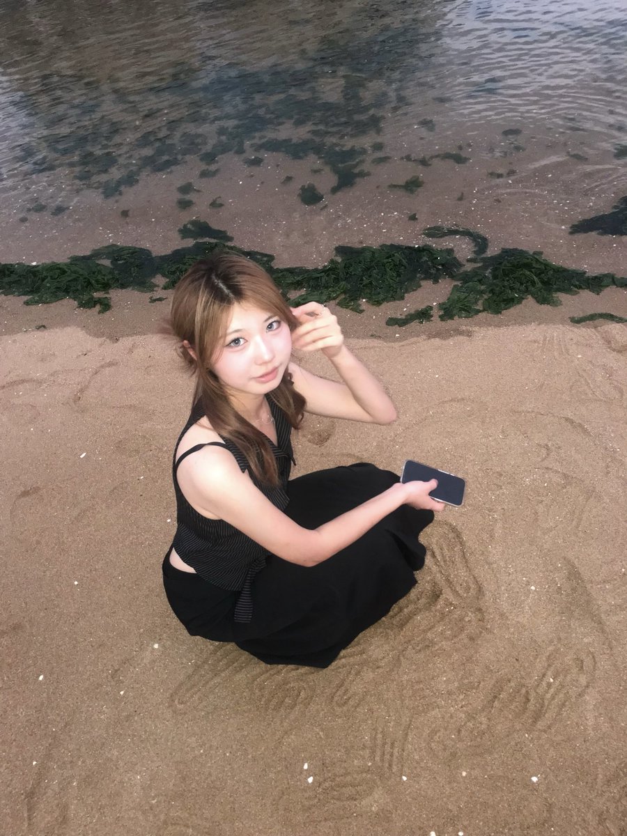 vhs8_'s tweet photo. 이 날 헤메코 だいすき 🤍 https://t.co/Ehym96m4cv