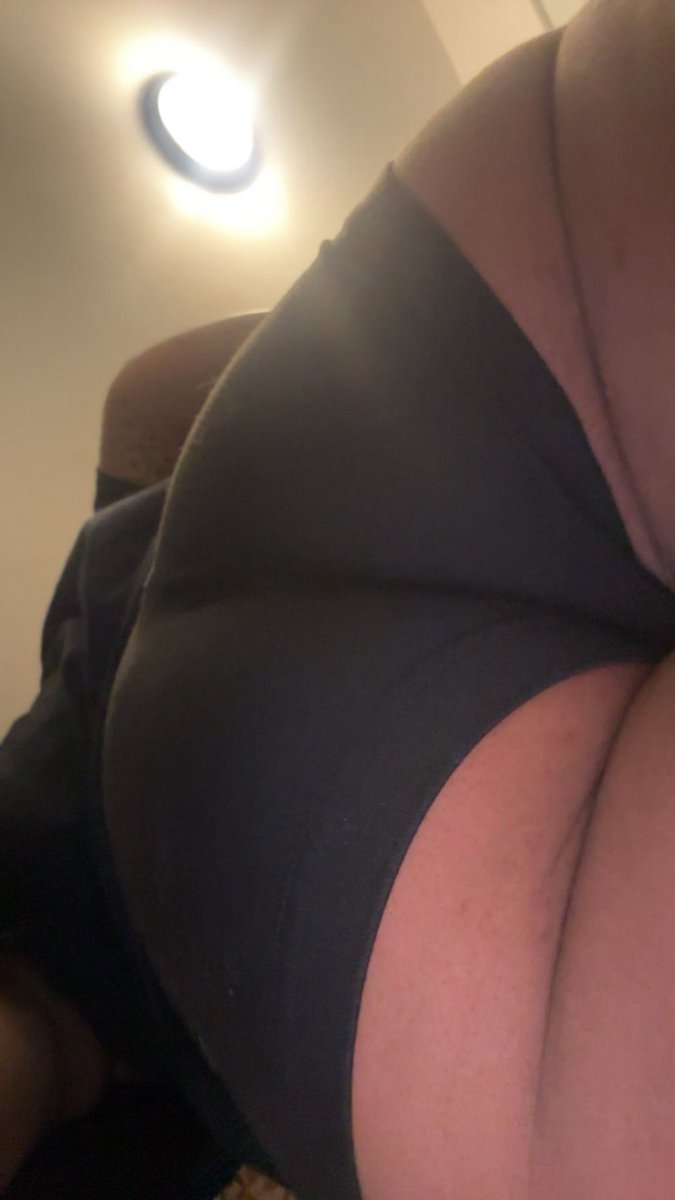 Badassgabriella's tweet photo. you really shouldn’t be this curious about me… but I’m giving you a FREE pass for today 👀🥵 come see what I don’t show on X → link in bio 🖤
https://t.co/uhNFBf9NUd
#fyp #newlife #newcontentcreater #selflove #stoner #blackgirl #barnight #bigtittys #stayedtuned #nsfw #newcontentcreater #cumslut #bigbooty
