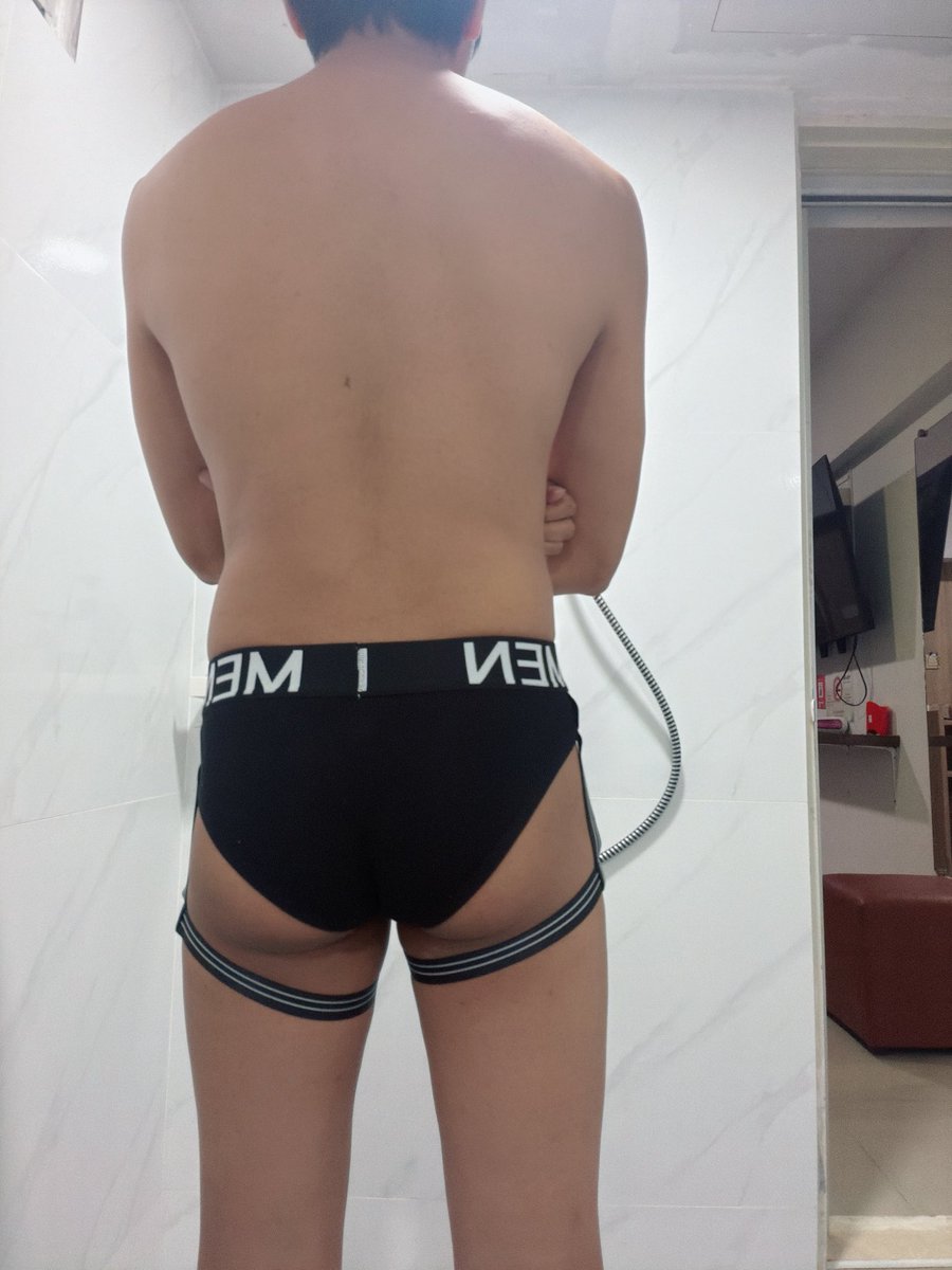 hutter1329's tweet photo. ชอบ กกน https://t.co/u6JHMpyGkZ