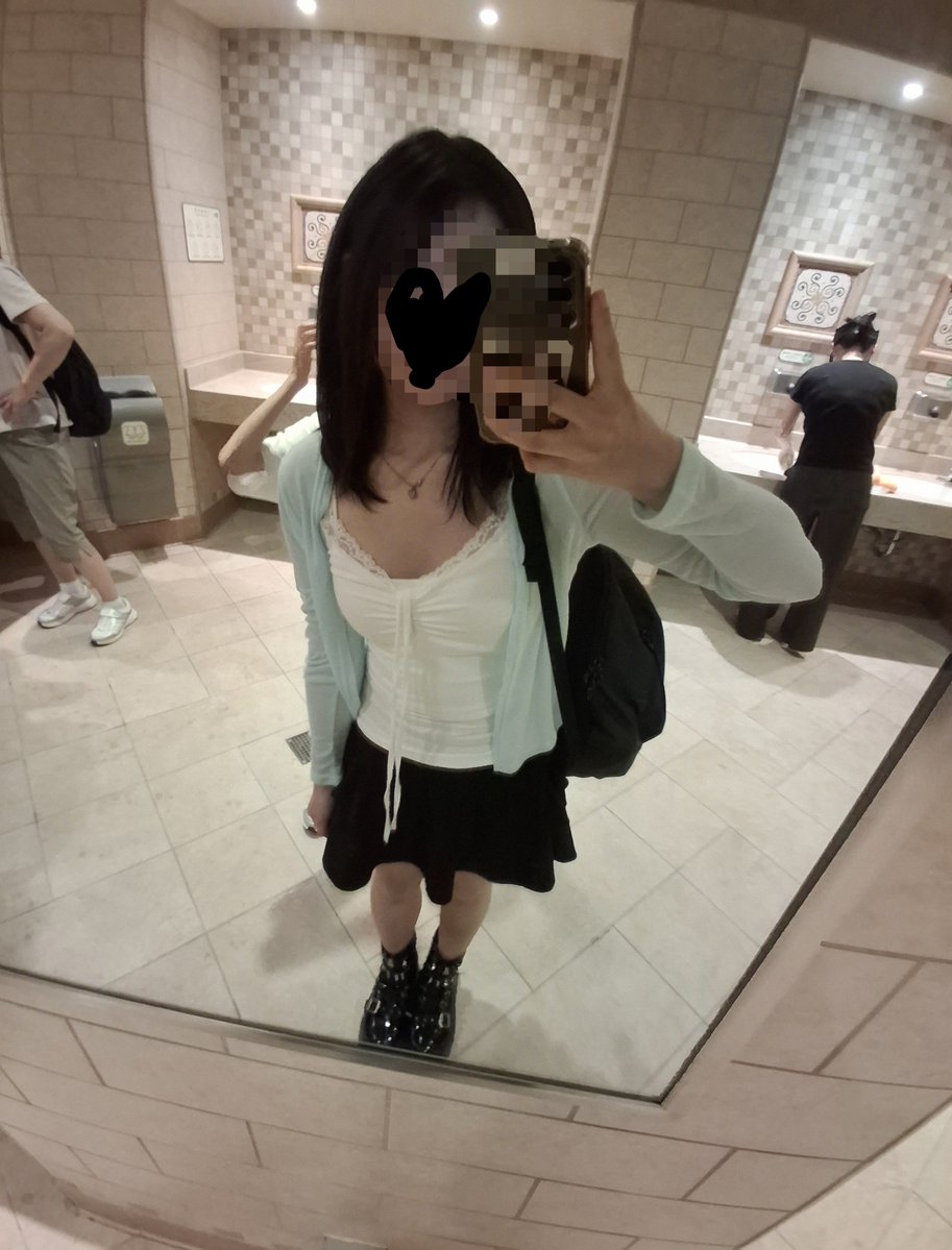 mikurap0's tweet photo. 지뢰 알아서 거를게요!폐급이긴한데제발저랑친해져주세요제발

#트친소 #정병계_𝕏친소 #정병계트친소 #일상계_𝕏친소 #잡덕트친소 #덕질계 #오디 https://t.co/eVe7VtXhS9