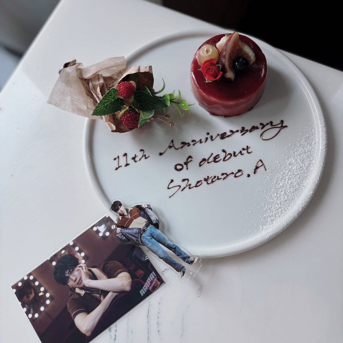 egghasami's tweet photo. ⠀         ╲     
                 𖤐              ⠀╲
╲                                      𖤐⋆.
     𖤐꙳⋆           ╲
                           𖤐.𝟸𝟼𝟶𝟾𝟶𝟻

𝚂𝚑𝚘𝚝𝚊𝚛𝚘 𝙰𝚛𝚒𝚜𝚊𝚠𝚊

𝟷𝟷𝚝𝚑 𝙰𝚗𝚗𝚒𝚟𝚎𝚛𝚜𝚊𝚛𝚢 𝚘𝚏 𝙳𝚎𝚋𝚞𝚝:)

 #有澤樟太郎デビュー11周年 https://t.co/qsEYBm8NyH