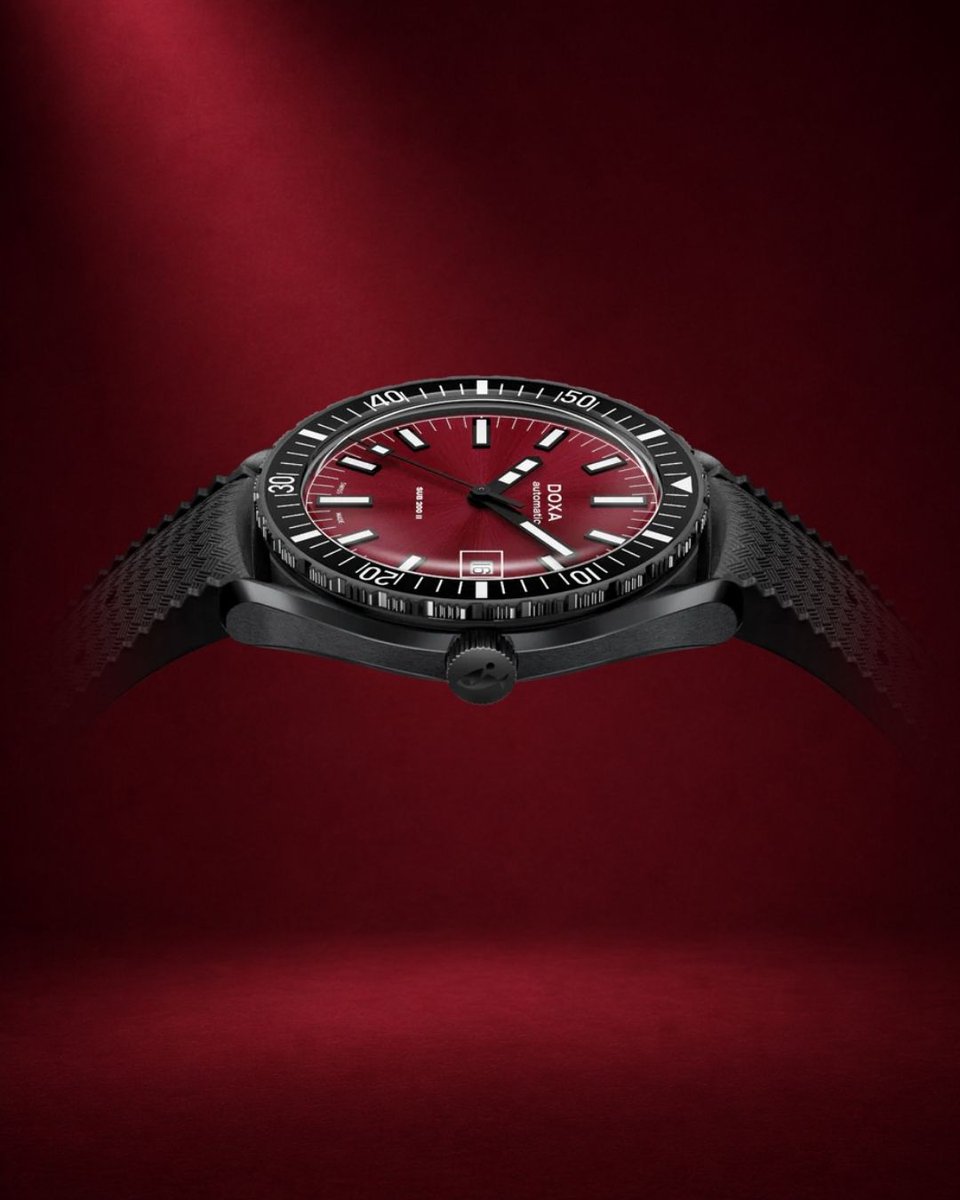 abtsaat's tweet photo. DOXA SUB 200 II Redcoral
En dikkat çekici modeli olan Koyu Kırmızı Mercan kadranlı siyah DLC kaplamalı versiyon, güçlü karakteriyle öne çıkar.
Link: https://t.co/tVMhWvCdND
#abt #abtsaat #doxa #redcoral https://t.co/AjTJyAtQEy