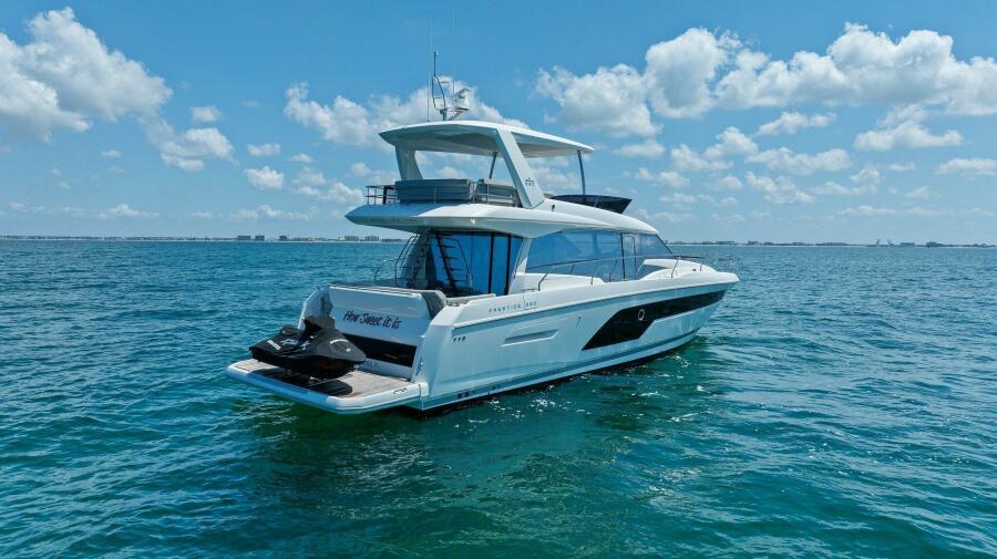 globalyachtex's tweet photo. "How Sweet It Is" is a pristine 2022 Prestige 590 Fly featuring twin 600 HP Cummins engines, ZF Zeus Pod Drives, Seakeeper stabilization, and an expansive flybridge. Luxury, performance, and effortless handling in one stunning yacht. ⚓ #YachtForSale #Prestige590 https://t.co/12fsTbeh48