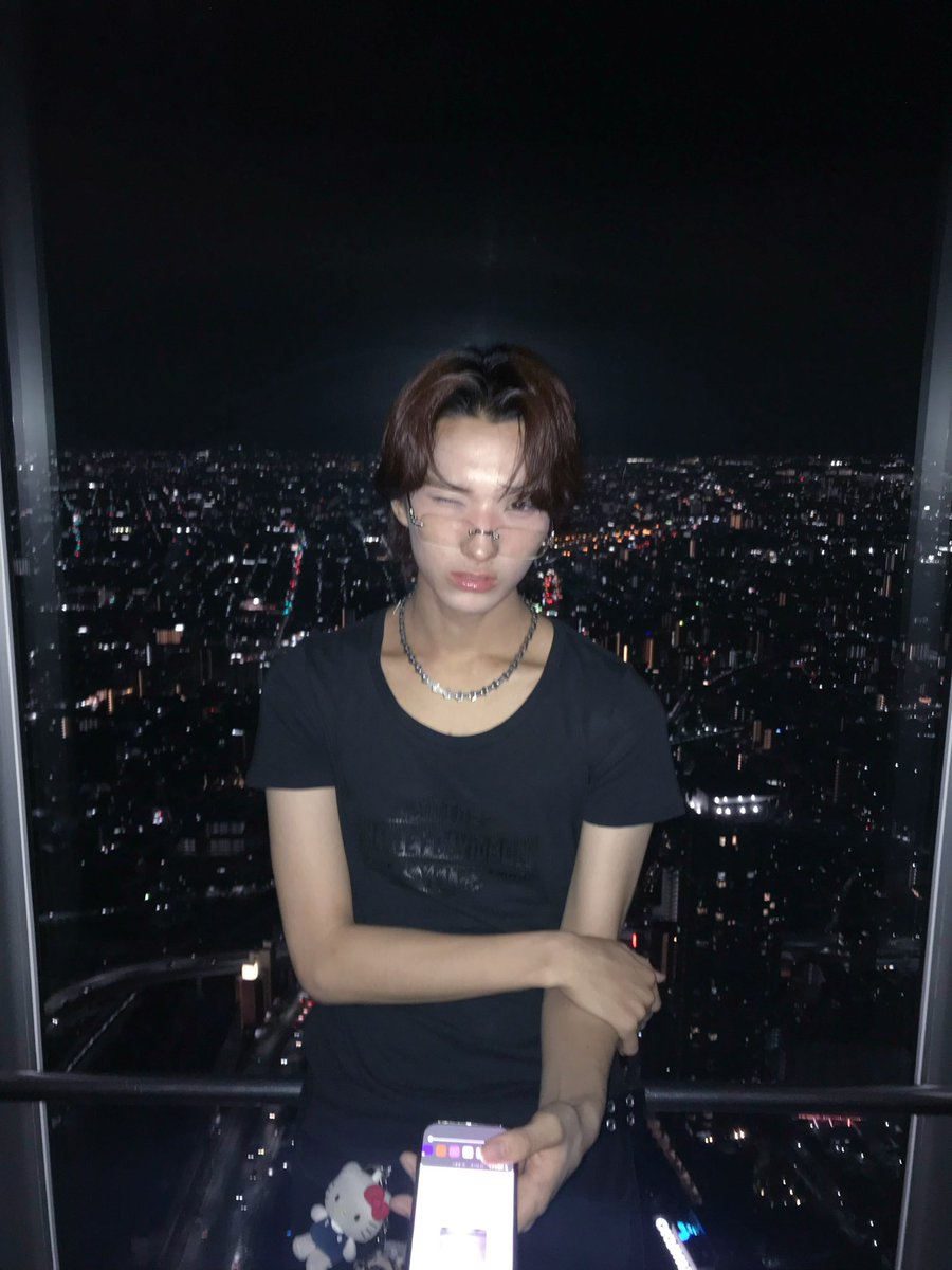 mua6e's tweet photo. ←3年前          今→ https://t.co/DPutSFYFU4