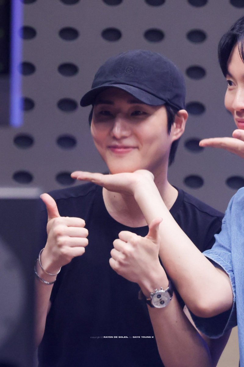 _rayondesoleil's tweet photo. 260804 한키라
말랑말랑말랑말랑

#영케이 #YOUNGK #DAY6 #데이식스 https://t.co/ako4yiaHXA