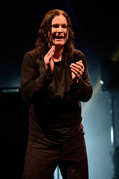 OzzyOsbourne's tweet photo. August 4, 2013
@PNCArtsCenter
Holmdel, NJ https://t.co/puTMHZpDXq