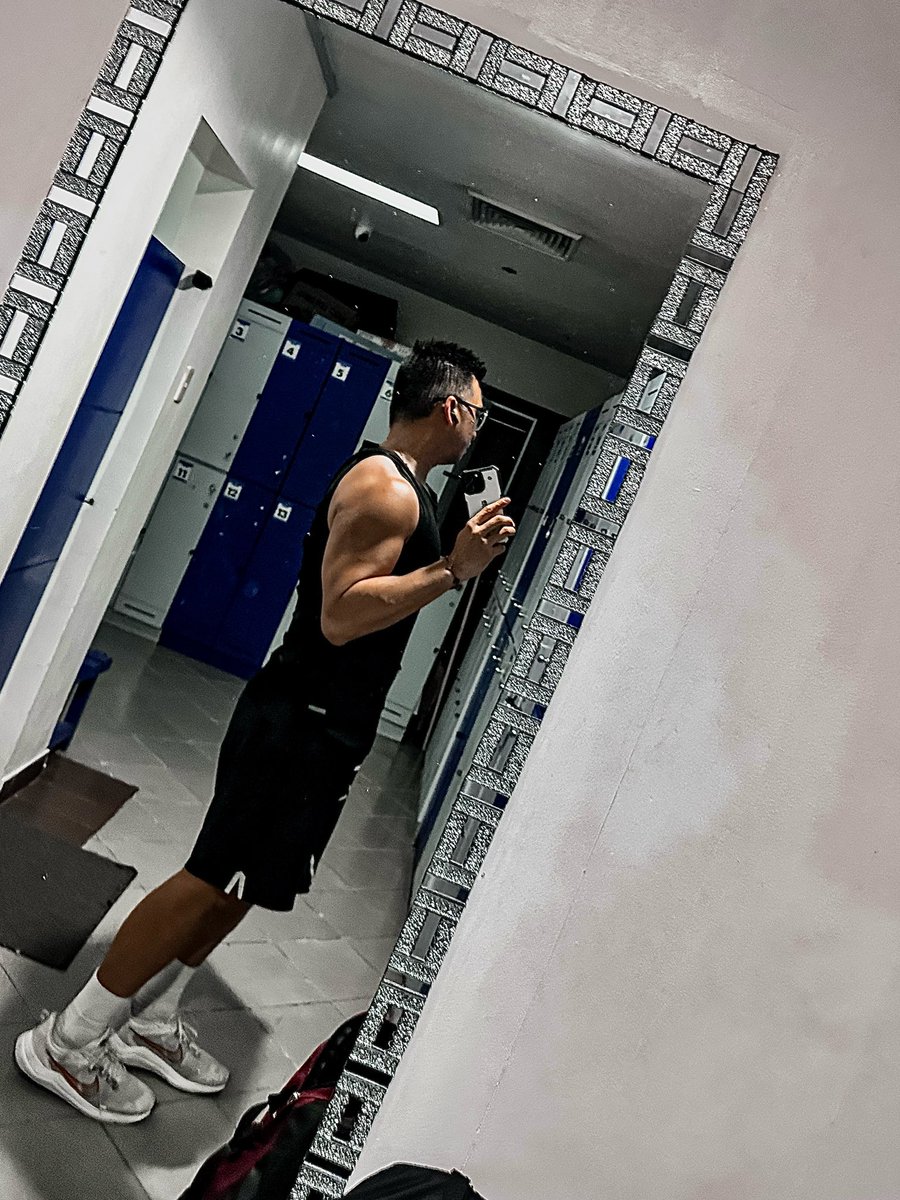 ulybog's tweet photo. Not there yet, but definitely getting there. #RoadToFitness https://t.co/AB6nLcRcfF
