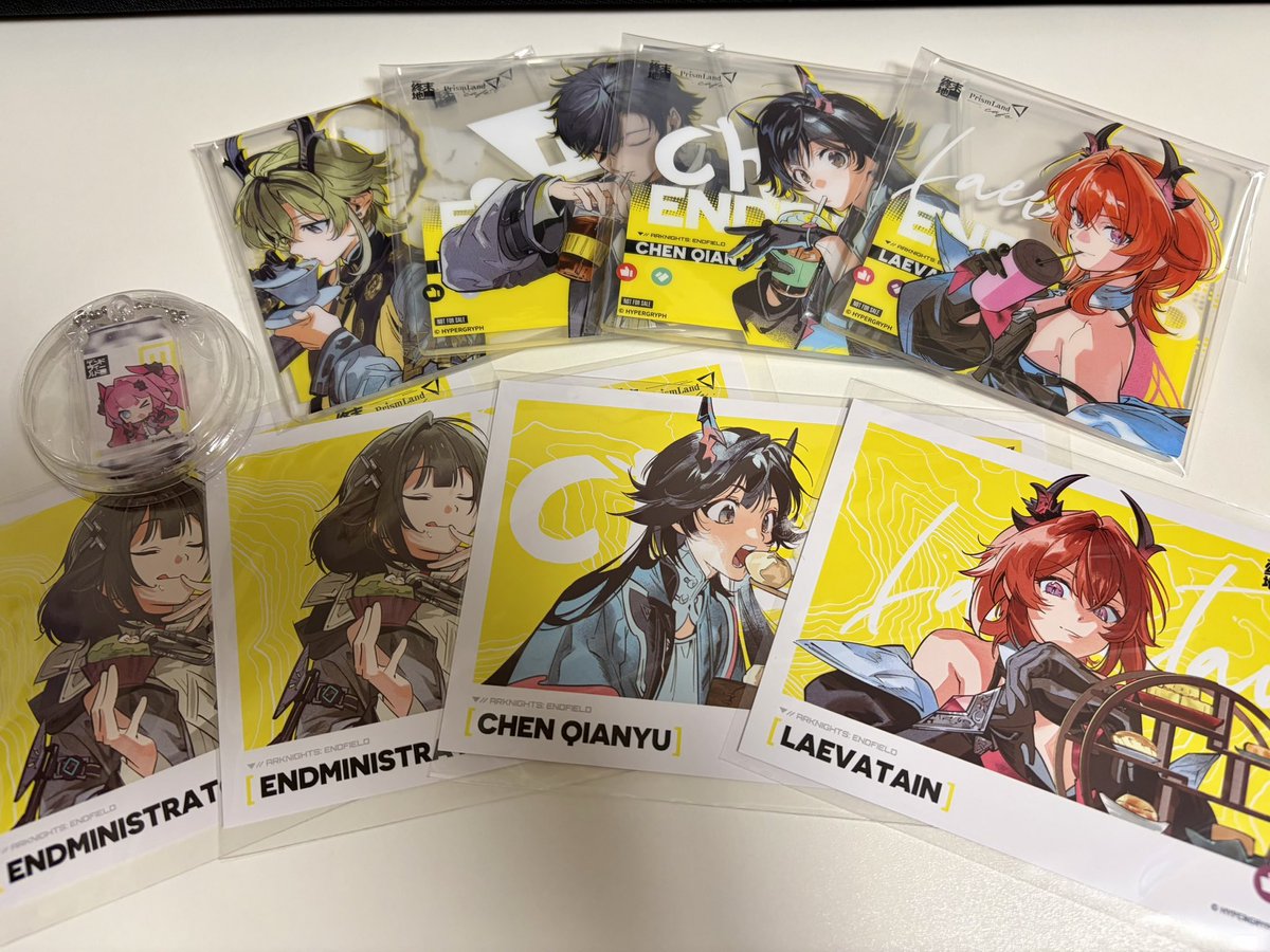 Ert_spl's tweet photo. 【交換】アークナイツ：エンドフィールド 

譲：チェン、レーヴァテイン、イヴォンヌ、タンタン、リーフォン、管理人

求：ペリカ　
同種異種　各1点です。

こちらの希望は1点ですが、複数お選びいただいても問題ありません😌 https://t.co/uQTXyVq0GF