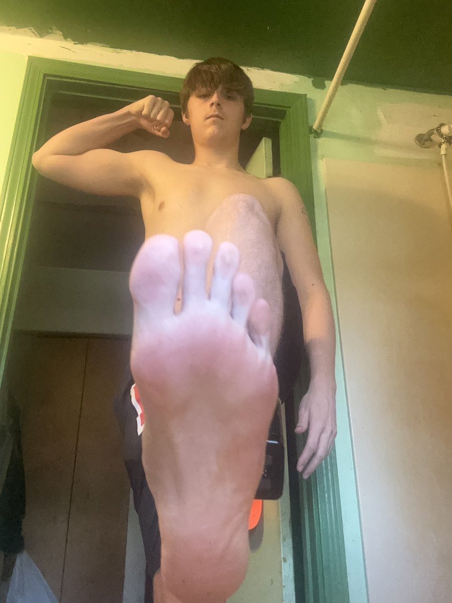 kingbrennen100's tweet photo. Guess who’s back @GODmasterjordan get to worshiping us come serve f@gs!! 

#findom #cashmaster #cashgod #RT #feetworship #feetfetish #feet #poppers #cashcow #paypig #serve #findomslaves @rt_feet @rt_promo2k
@RT4MastersBR2
@cashmasterkden @Alpha_Roughtt @MasterRTGooner @switchzak5ft7
@BestSockMasters @FindomKings @findominfluence
@Thatonefella123
@FindomSoles_ @MAGAMenRT
@MASTER_UPDATES @slave_here @str8alpha1 @diamond__here @ATXsubfg4u @promo_masters
@AlphaFeetPromo @btitsglsf
@footsub11 @rtfindom @doodle_punky_2 @feetandmore2024 @cowboywyco